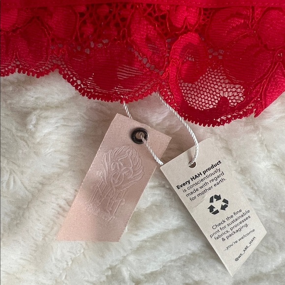 We Are HAH “Got Ur Back” Lace Plunge Bra Red Size XL NWT - Picture 8 of 12